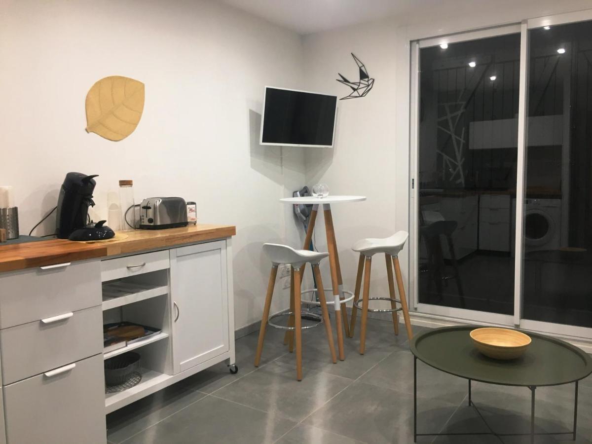 Studio Cosy Proche Mer Saint-Cyr-sur-Mer Luaran gambar