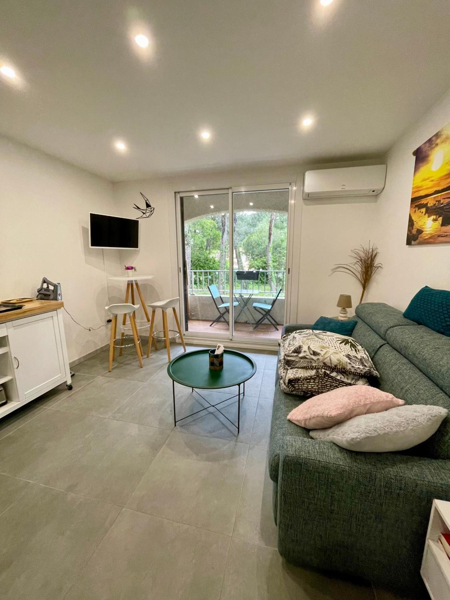 Studio Cosy Proche Mer Saint-Cyr-sur-Mer Luaran gambar
